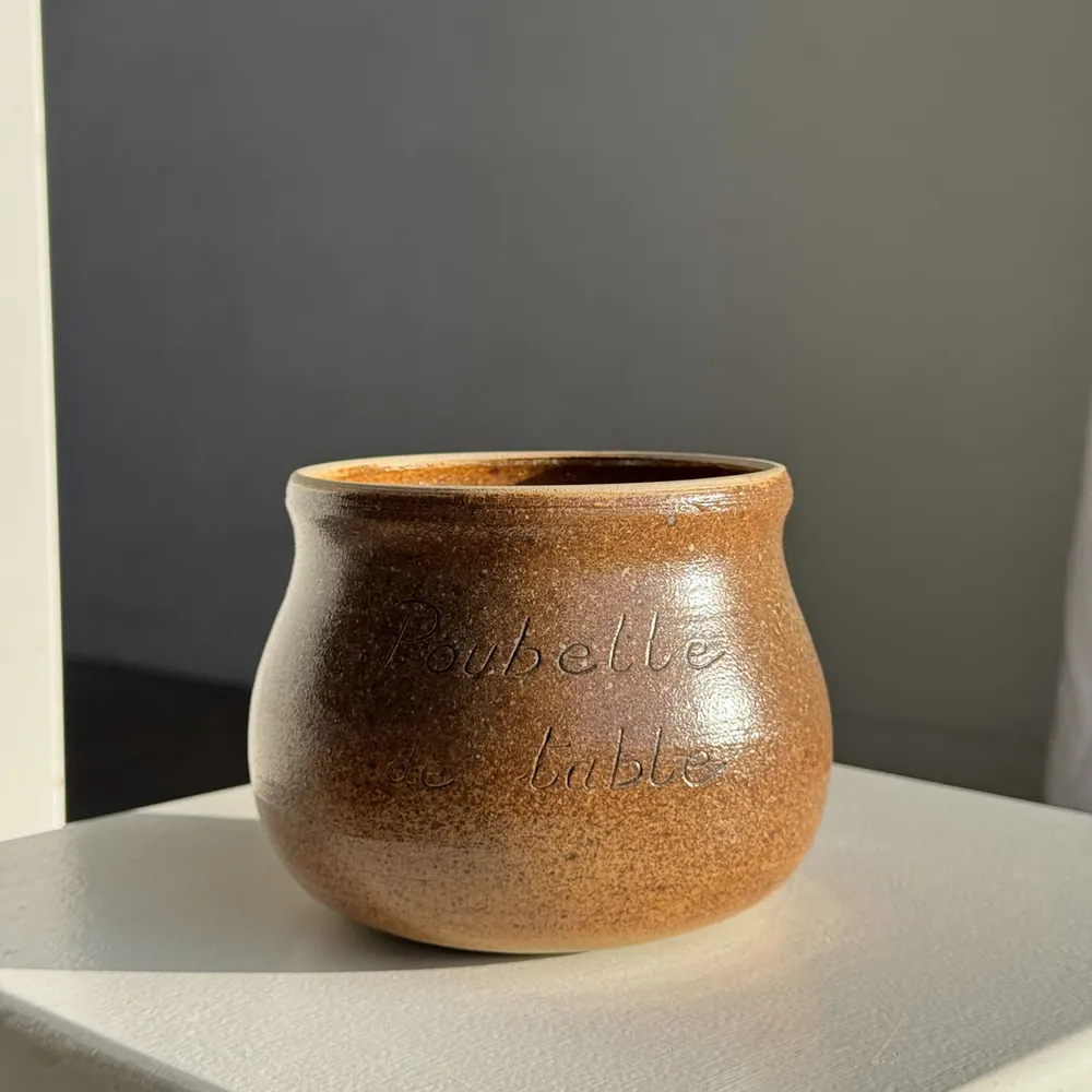 Garbage cans - Small pot, vintage speckled brown stoneware table trash can H11 D13.5 - OFFICE OBJETS