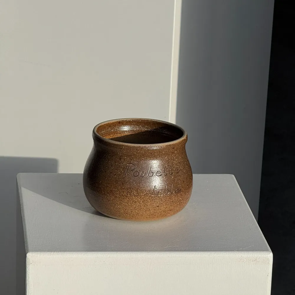 Garbage cans - Small pot, vintage speckled brown stoneware table trash can H11 D13.5 - OFFICE OBJETS