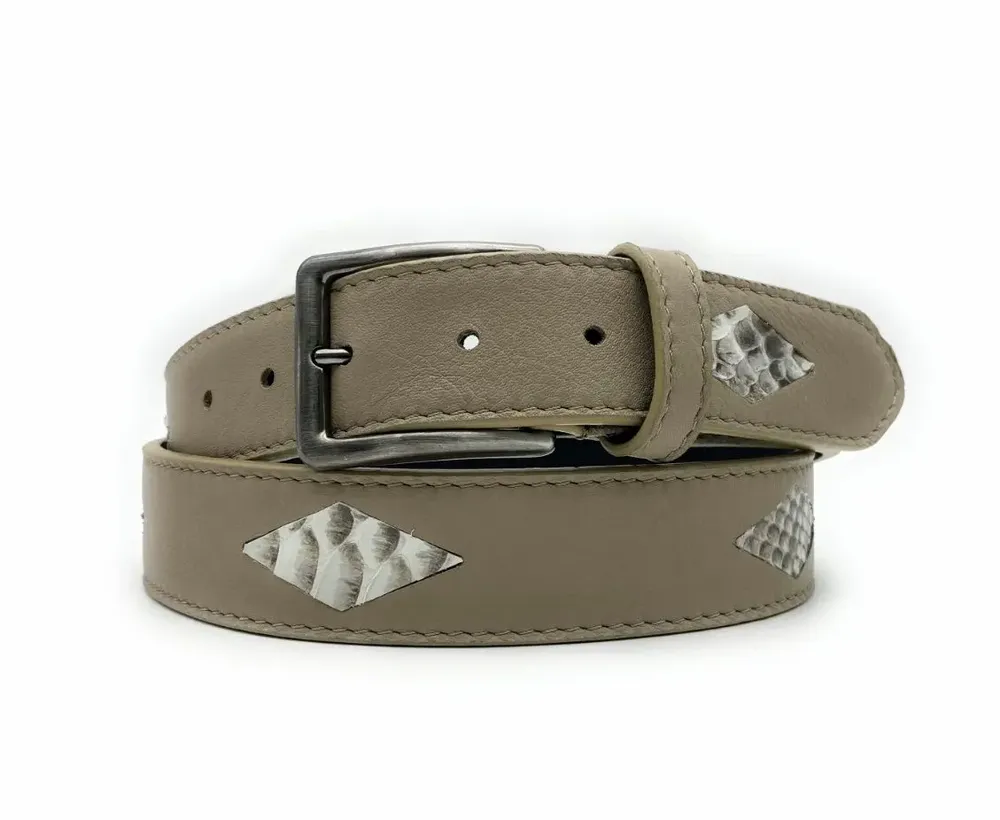 Petite maroquinerie - Ceinture unique en cuir véritable avec incrustations de diamants - PASSIONE