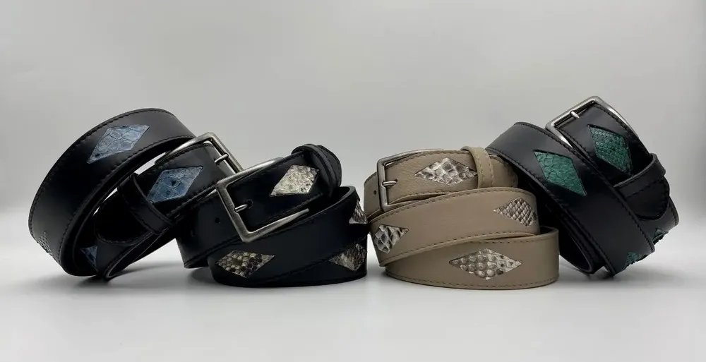 Petite maroquinerie - Ceinture unique en cuir véritable avec incrustations de diamants - PASSIONE
