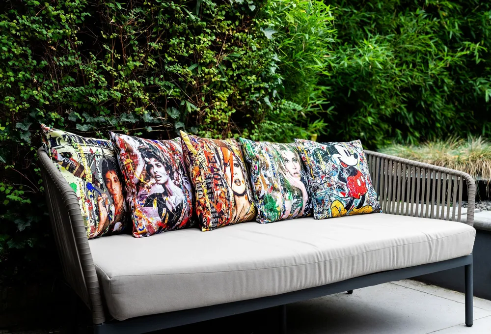 Tissus pour extérieurs - Coussin d'extérieur Kate 45 x 45 - Design by Anne Mondy - ARTDECORIS