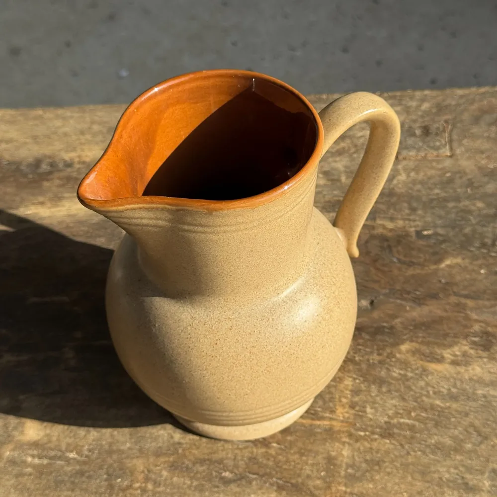 Carafes - Carafe en grès boule vintage intérieur brun extérieur beige H18 D15 - OFFICE OBJETS