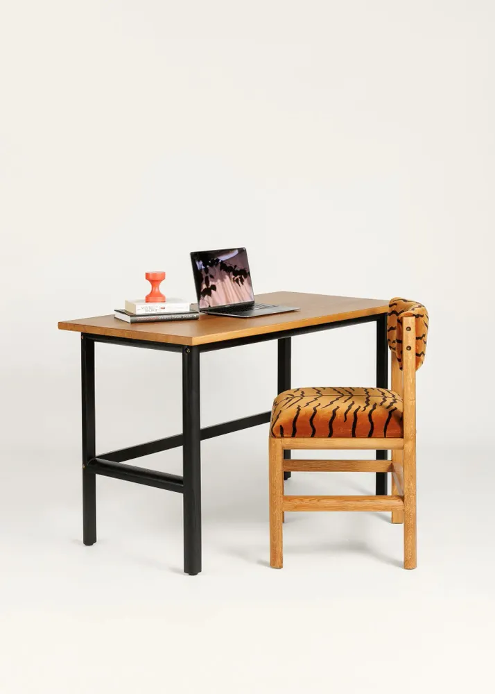 Desks - IAM_Desk Oak - ARBORE BY CAREL WOODWORKS
