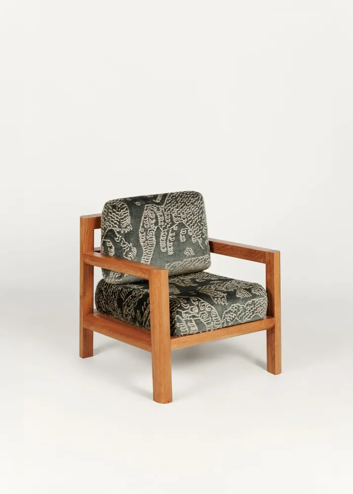 Lounge chairs - IAM_Lounge  Oak + Upholstery  + Custom Fabric - ARBORE BY CAREL WOODWORKS