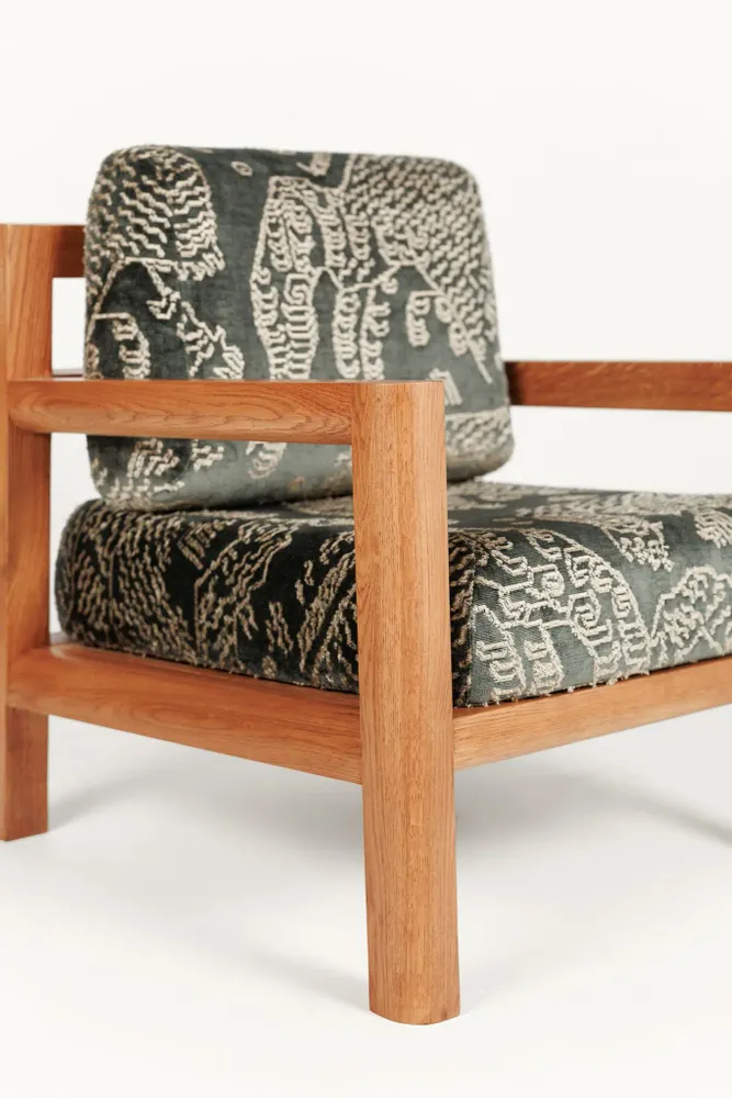 Lounge chairs - IAM_Lounge  Oak + Upholstery  + Custom Fabric - ARBORE BY CAREL WOODWORKS