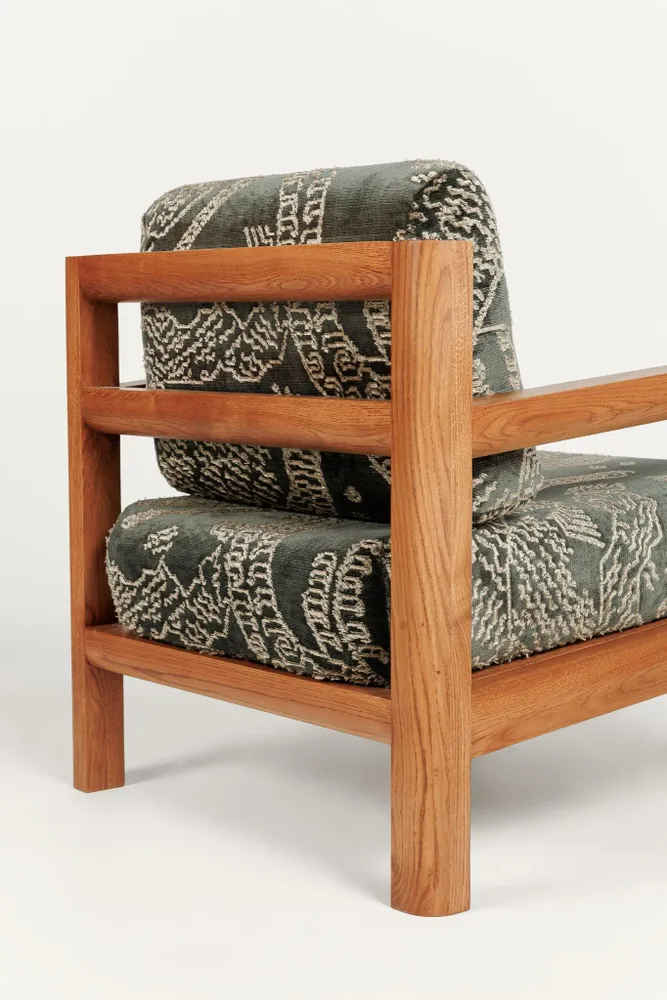 Lounge chairs - IAM_Lounge  Oak + Upholstery  + Custom Fabric - ARBORE BY CAREL WOODWORKS