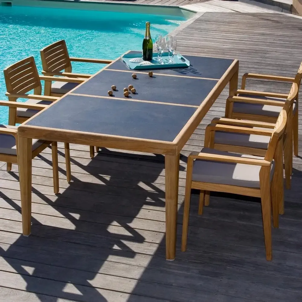 Tables Salle à Manger - Table de jardin Aquariva en teck massif naturel avec plateau en stratifié gris anthracite - EZEÏS