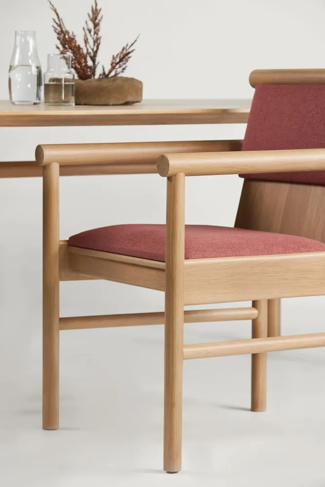 Chairs - Steekla Chair Solid Oak + Upholstery Natural + Custom Upholstery - ARBORE BY CAREL WOODWORKS
