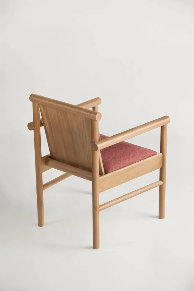 Chairs - Steekla Chair Solid Oak + Upholstery Natural + Custom Upholstery - ARBORE BY CAREL WOODWORKS