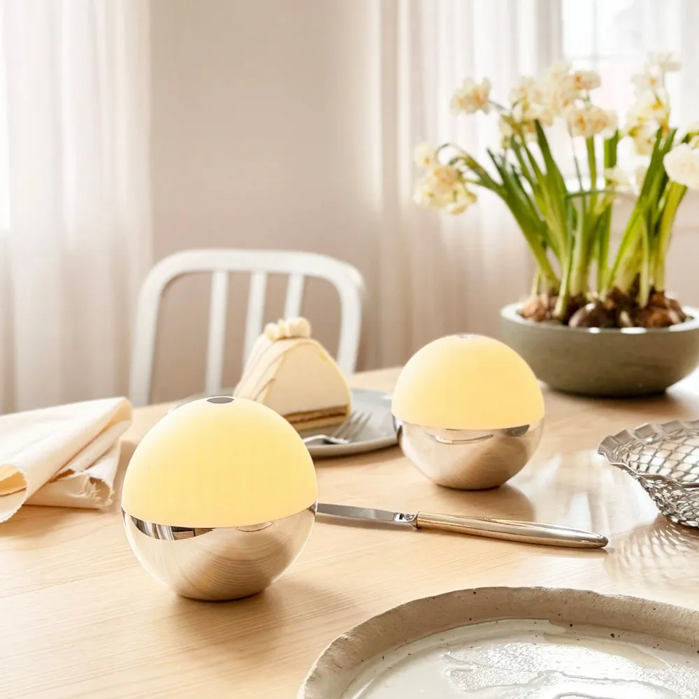 Lampes de table - Boule lumineuse ALBA chromée — Lot de deux - DYBERG LARSEN