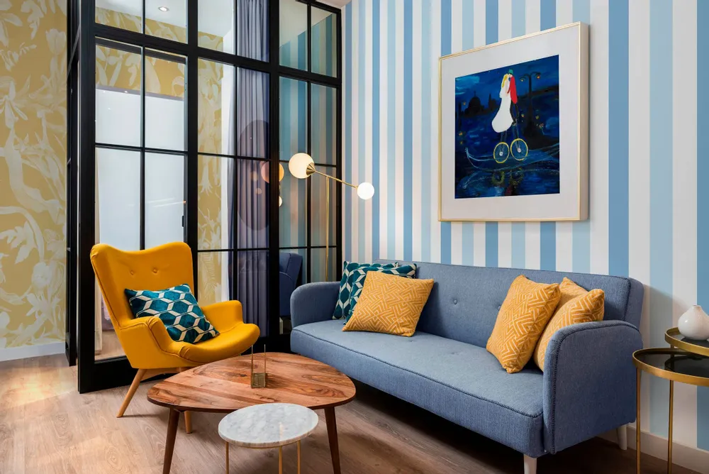 Tapisseries - Papier peint à Rayures Majestueuses - bleu - LE PAPIERS DE NINON