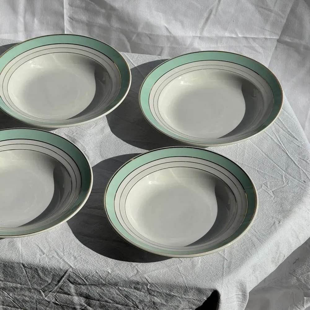 Formal plates - Set of 8 antique turquoise soup plates with gold border D22.5 - OFFICE OBJETS