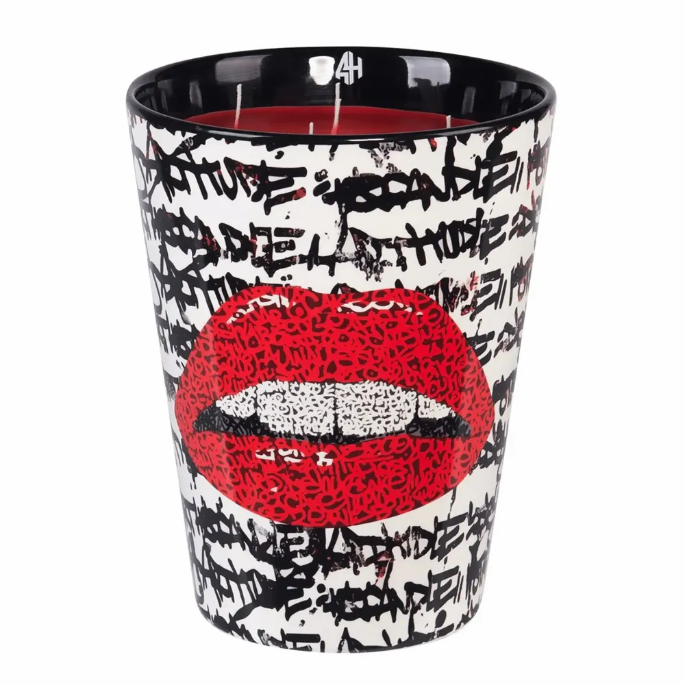 Bougies - Bougie parfumée en céramique Rebel Rouge (Cerise noire, jasmin, rose, baume) - 24 cm - ARTITUDE HOME
