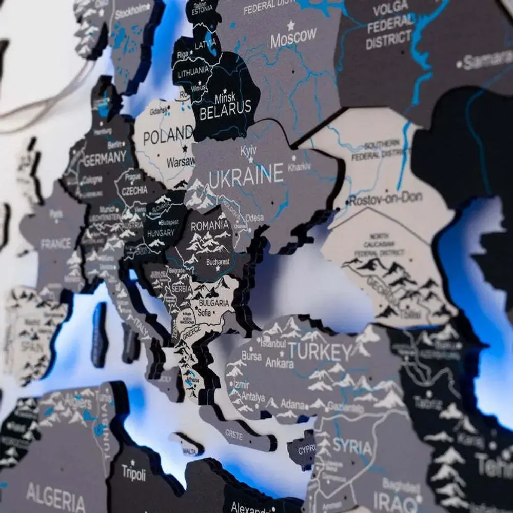 Autres décorations murales - Carte en Bois du Monde Colorée 3D XL Prime Nordik Lum LED 3.0 EU Droite - ENJOY THE WOOD