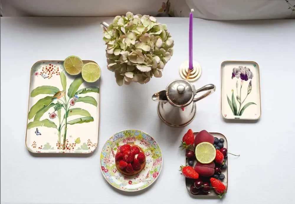 Plateaux - Plateau émaillé Iris - PARADISIO IMAGINARIUM