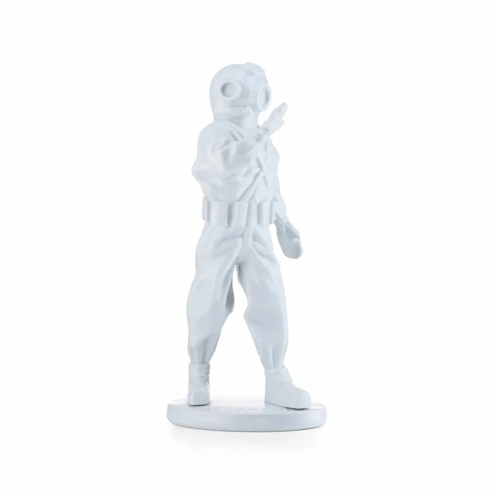 Sideboards - Porcelain Aquanaut Sculpture – White Edition - OCEANSTORE DESIGN