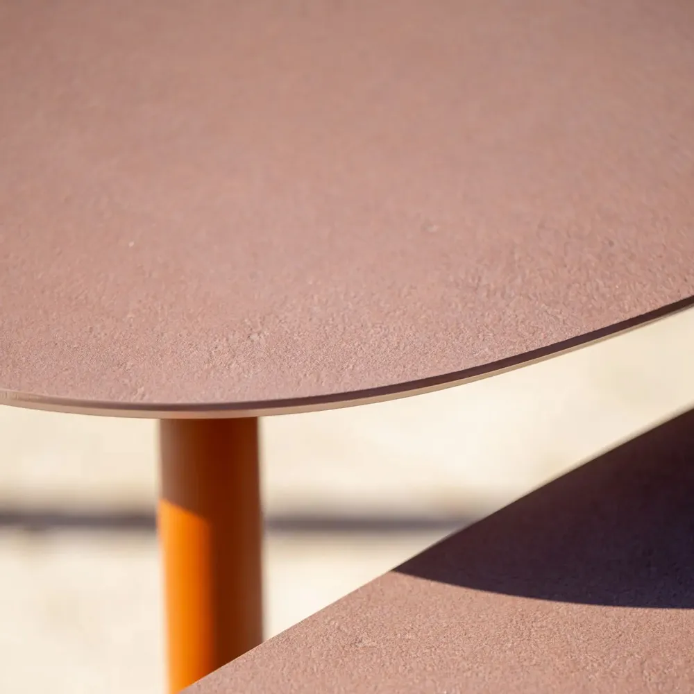 Tables de jardin - Table basse en céramique Phil - JATI KEBON