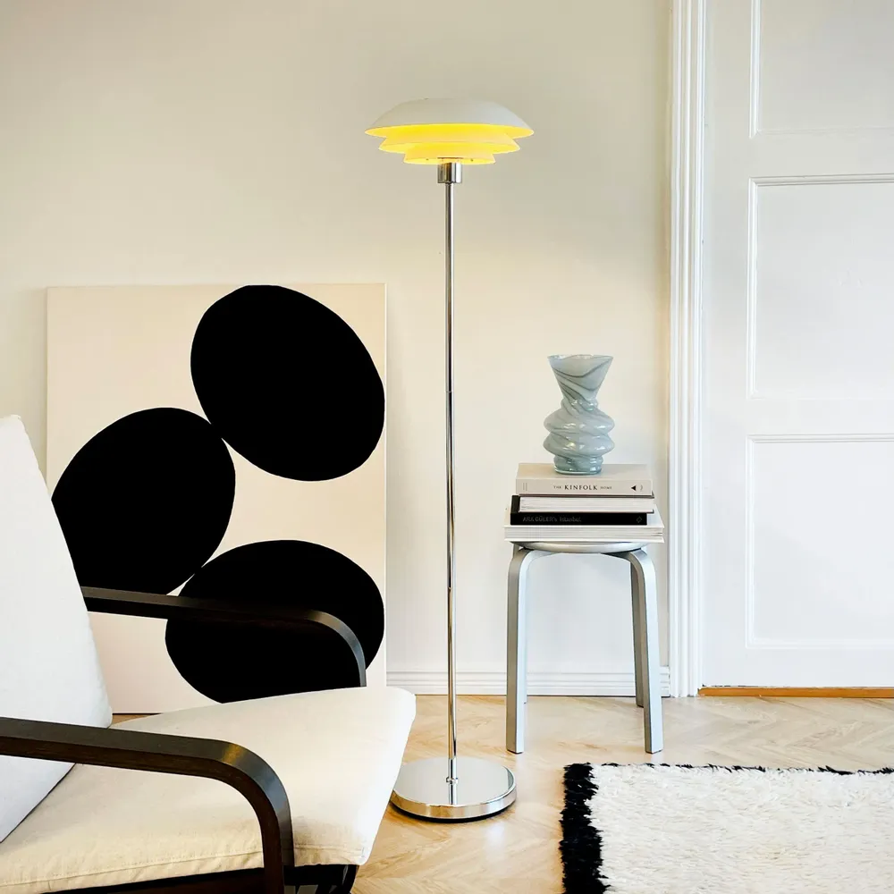 Lampes à poser - Lampadaire blanc DL31 - DYBERG LARSEN