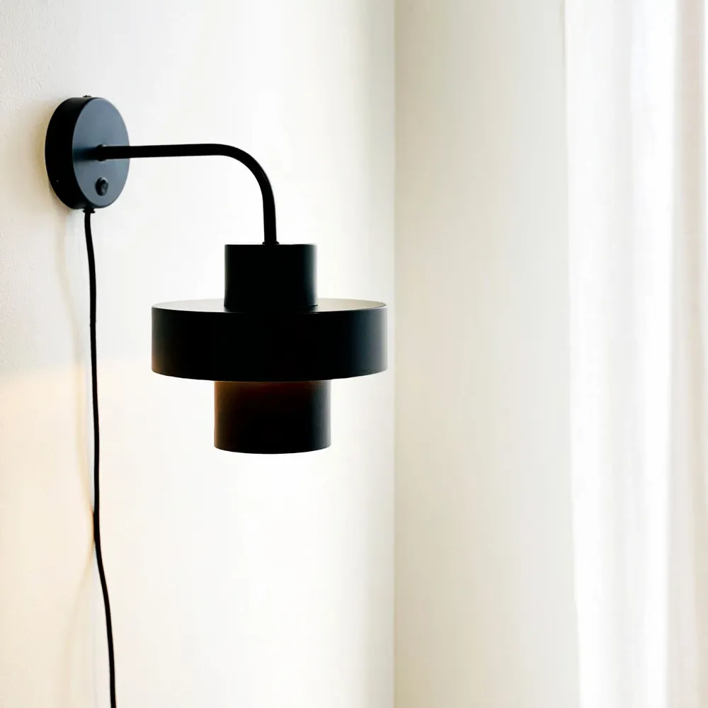 Wall lamps - Stoke Black Wall lamp - DYBERG LARSEN