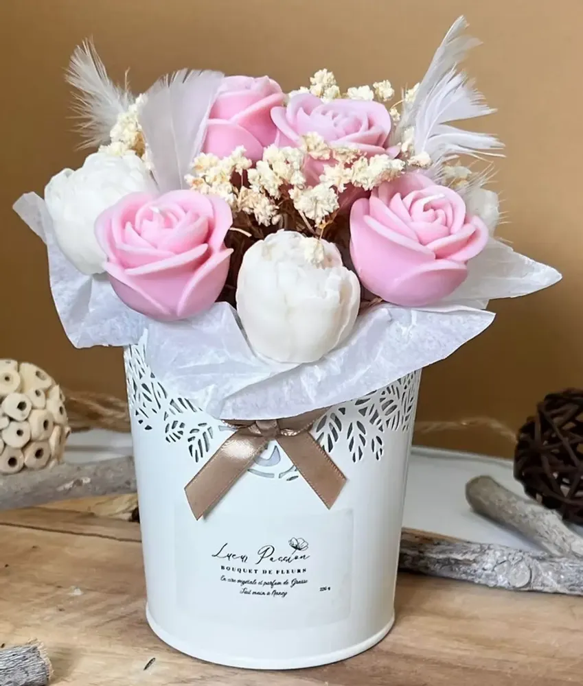 Cadeaux - Caisse de 120 fleurs de cire : Rose-Blanc-Orange /  Cire végétale - COSMÉTIQUES DE QUIBERON