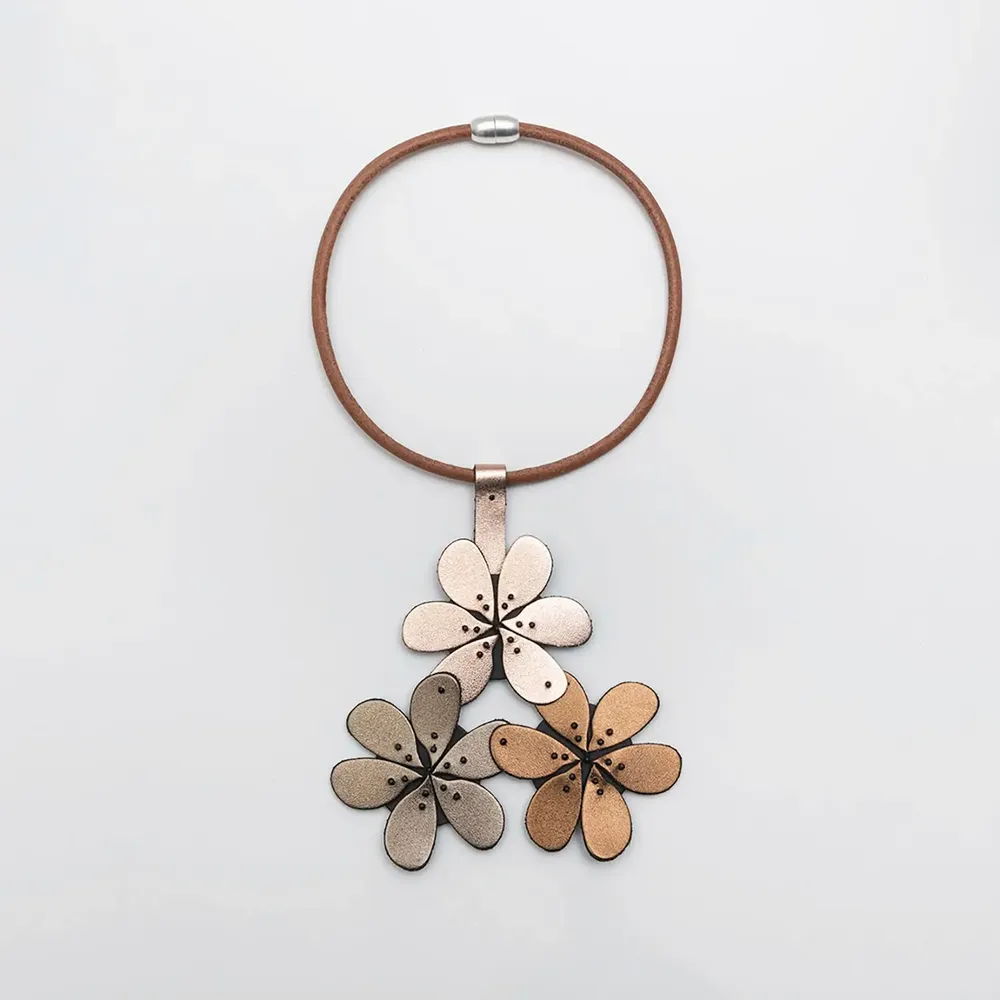 Bijoux - Collier Mystic Flower Triple - C.KARAKALPAKI