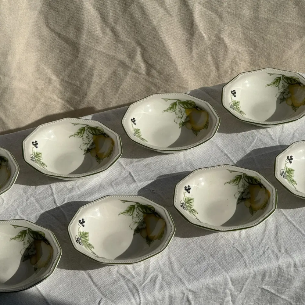 Bowls - The Chartwell Fruit Pattern Cups Set of 11 - OFFICE OBJETS