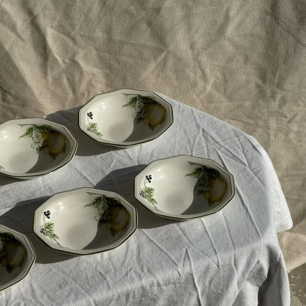 Bowls - The Chartwell Fruit Pattern Cups Set of 11 - OFFICE OBJETS