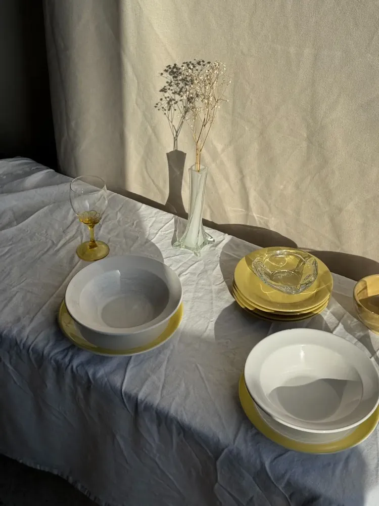 Everyday plates - Set of 6 small modern yellow dessert plates D19 - OFFICE OBJETS