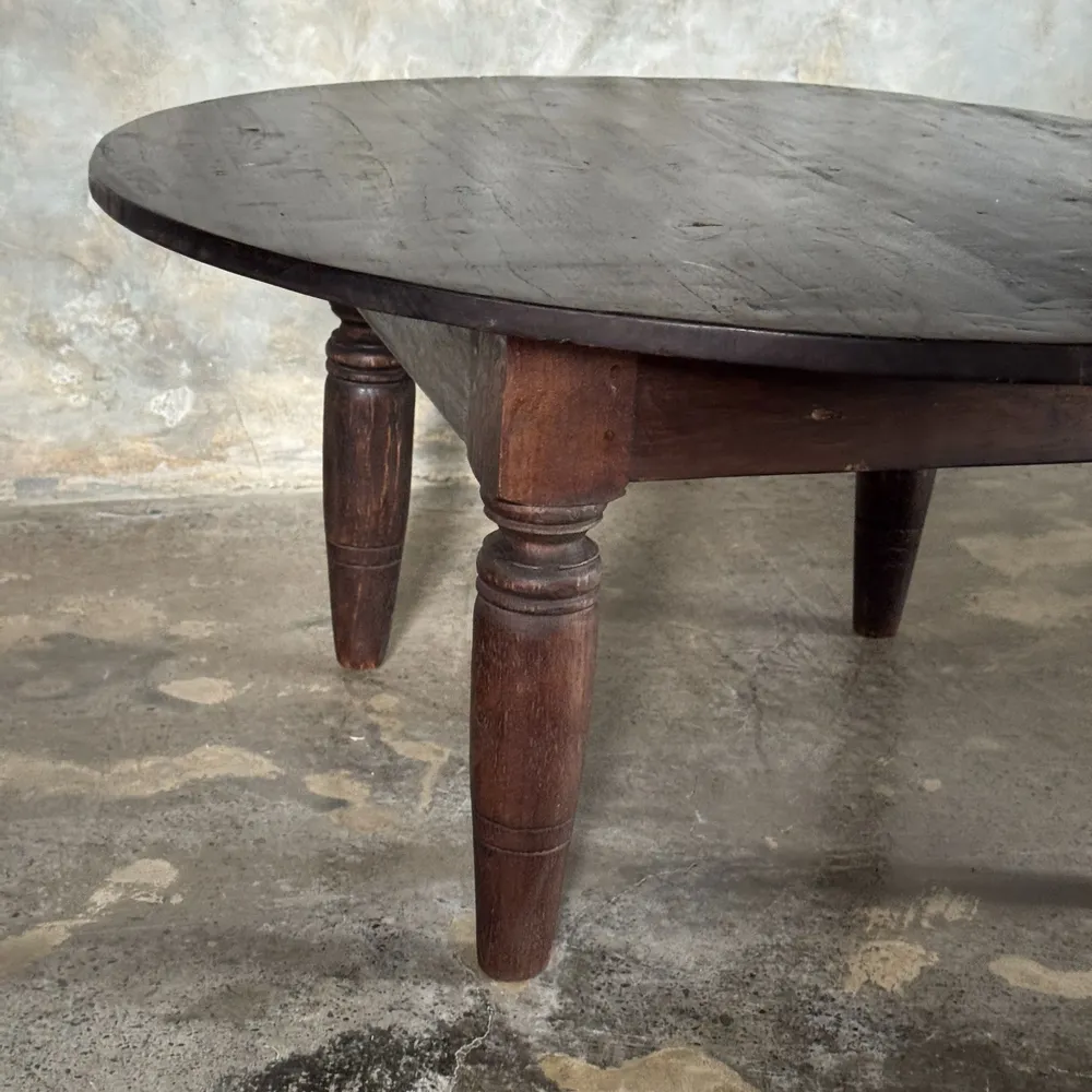 Coffee tables - Coffee table, antique round coffee table in Indonesian teak - OFFICE OBJETS