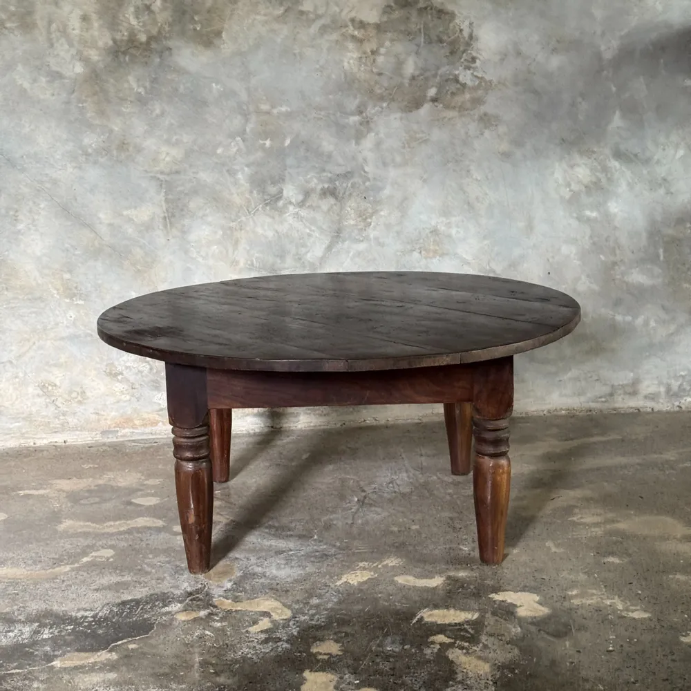 Tables basses - Coffee table, table basse ronde ancienne en teck indonésienne - OFFICE OBJETS