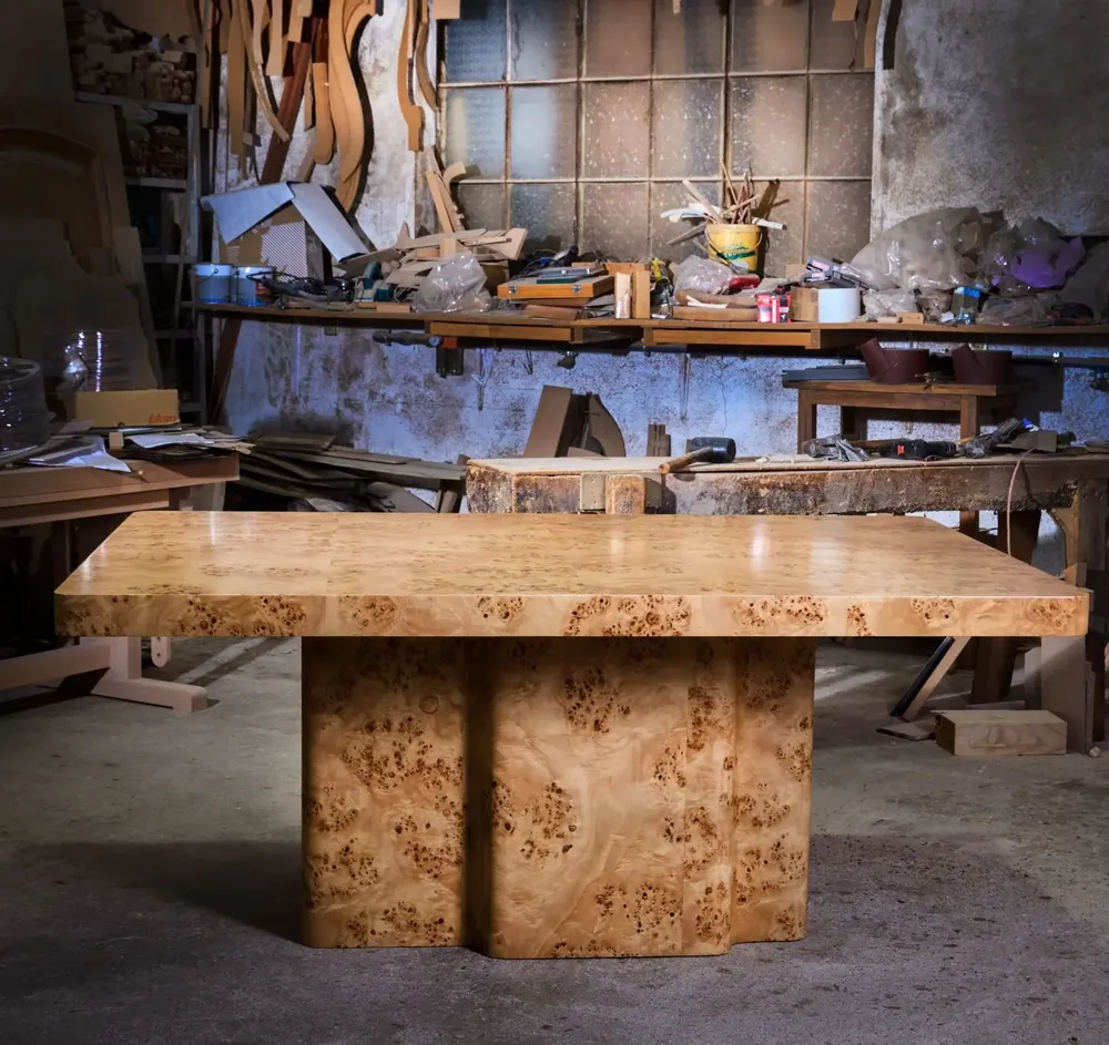 Tables for hotels - Burl Table - Dining Table in Poplar Burl - DUISTT