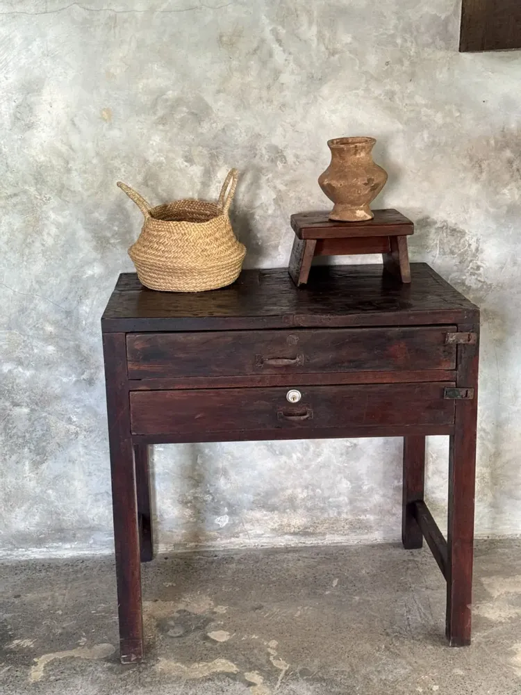 Commodes - Meuble de métier ancien indonésien en teck à deux tiroirs H80,5 - OFFICE OBJETS