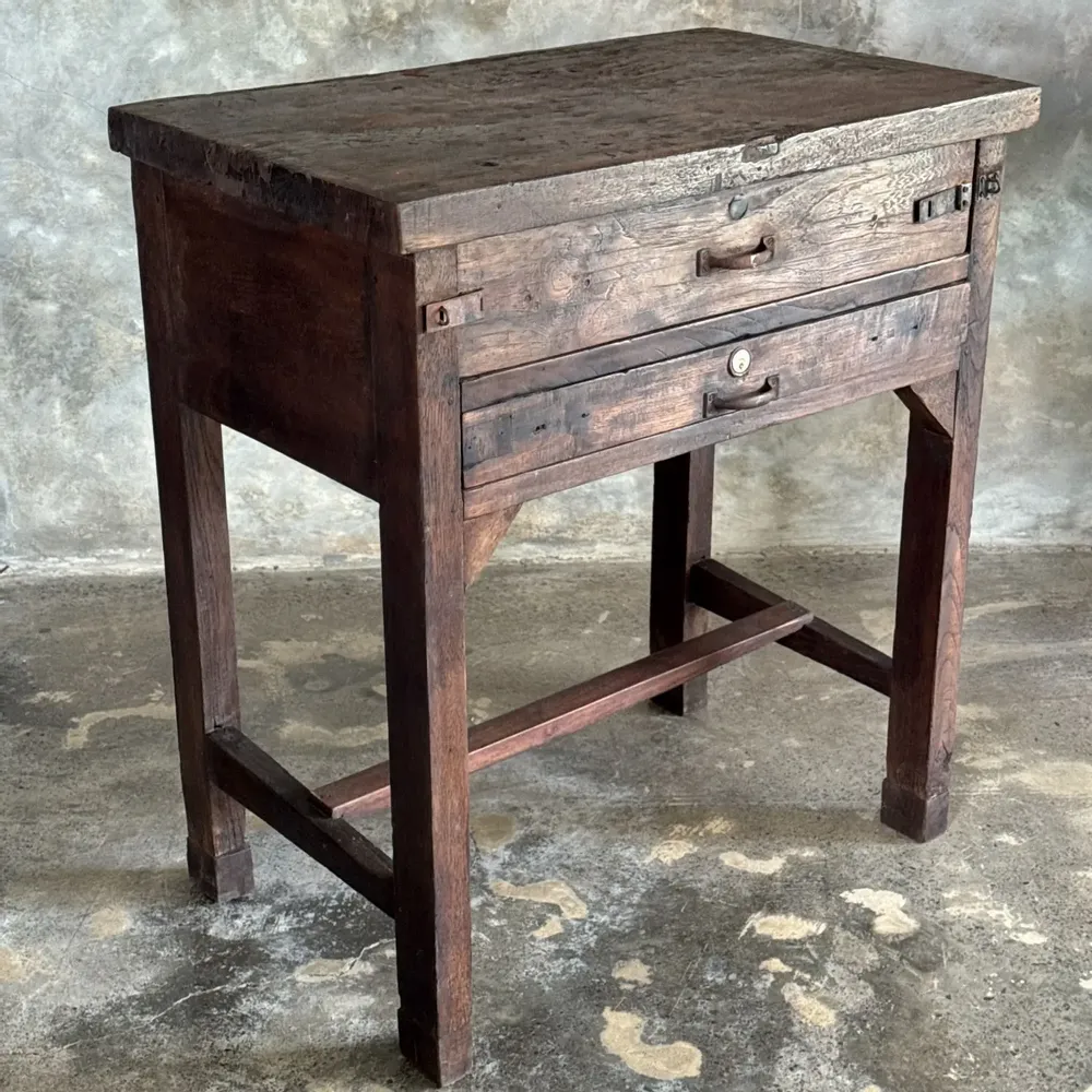 Commodes - Meuble de métier ancien indonésien en teck à deux tiroirs, entretoise - OFFICE OBJETS