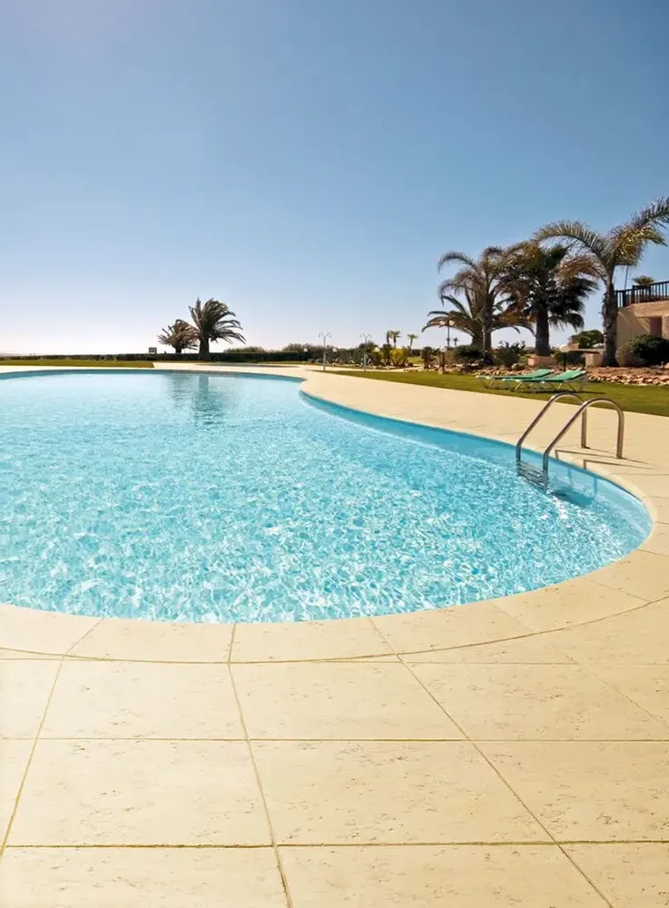 Piscines extérieures - Margelle Piscines Portucale - ACL - A CIMENTEIRA DO LOURO