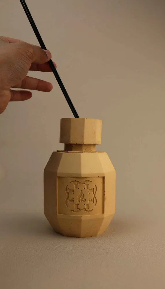 Decorative objects - PATCHOULI ROSE - FRAGRANCE DIFFUSER - FLAMME D'ÉLIXIR