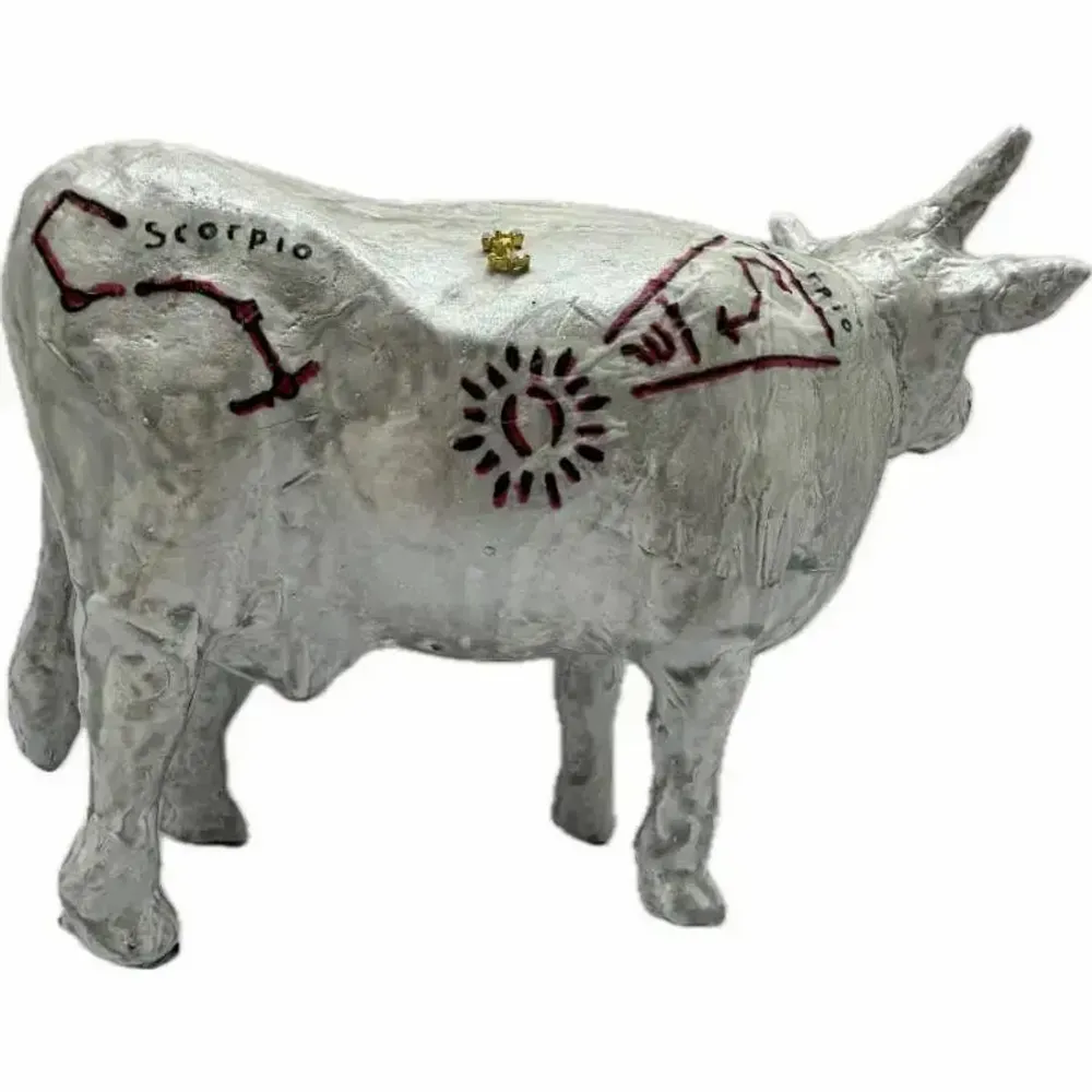 Objets design - Vache décorative l'HorosCOWpe - SCOWrpion - VACHES ET COMPAGNIE