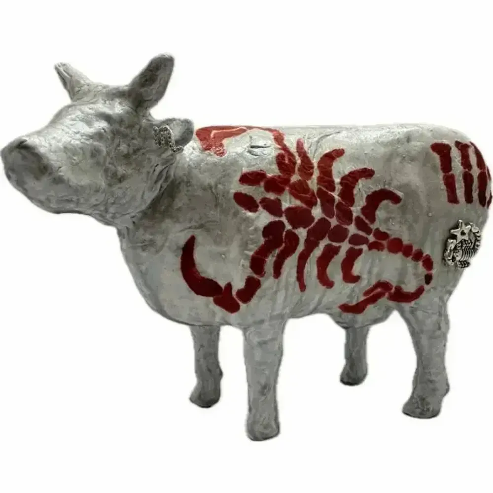 Objets design - Vache décorative l'HorosCOWpe - SCOWrpion - VACHES ET COMPAGNIE
