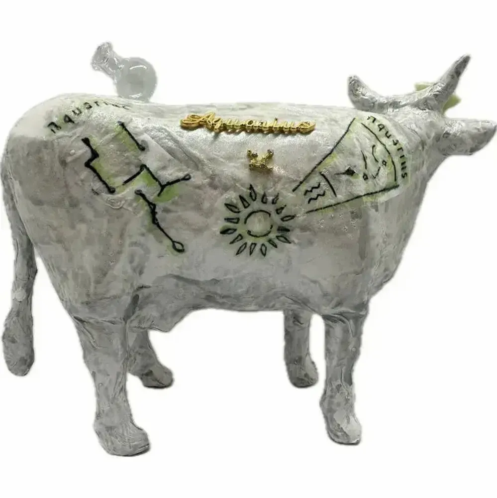 Design objects - Decorative cow l'HorosCOWpe - Aquarius - VACHES ET COMPAGNIE