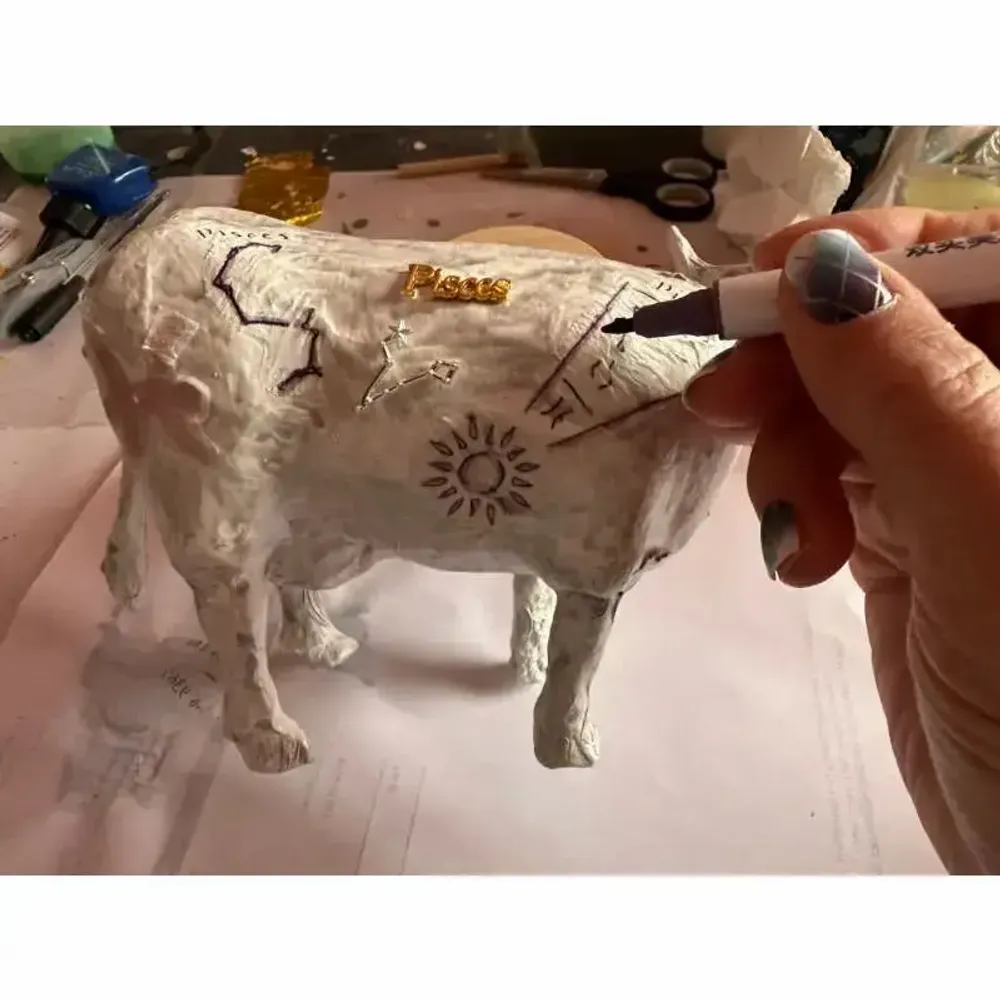 Design objects - Decorative cow l'HorosCOWpe - Fish - VACHES ET COMPAGNIE