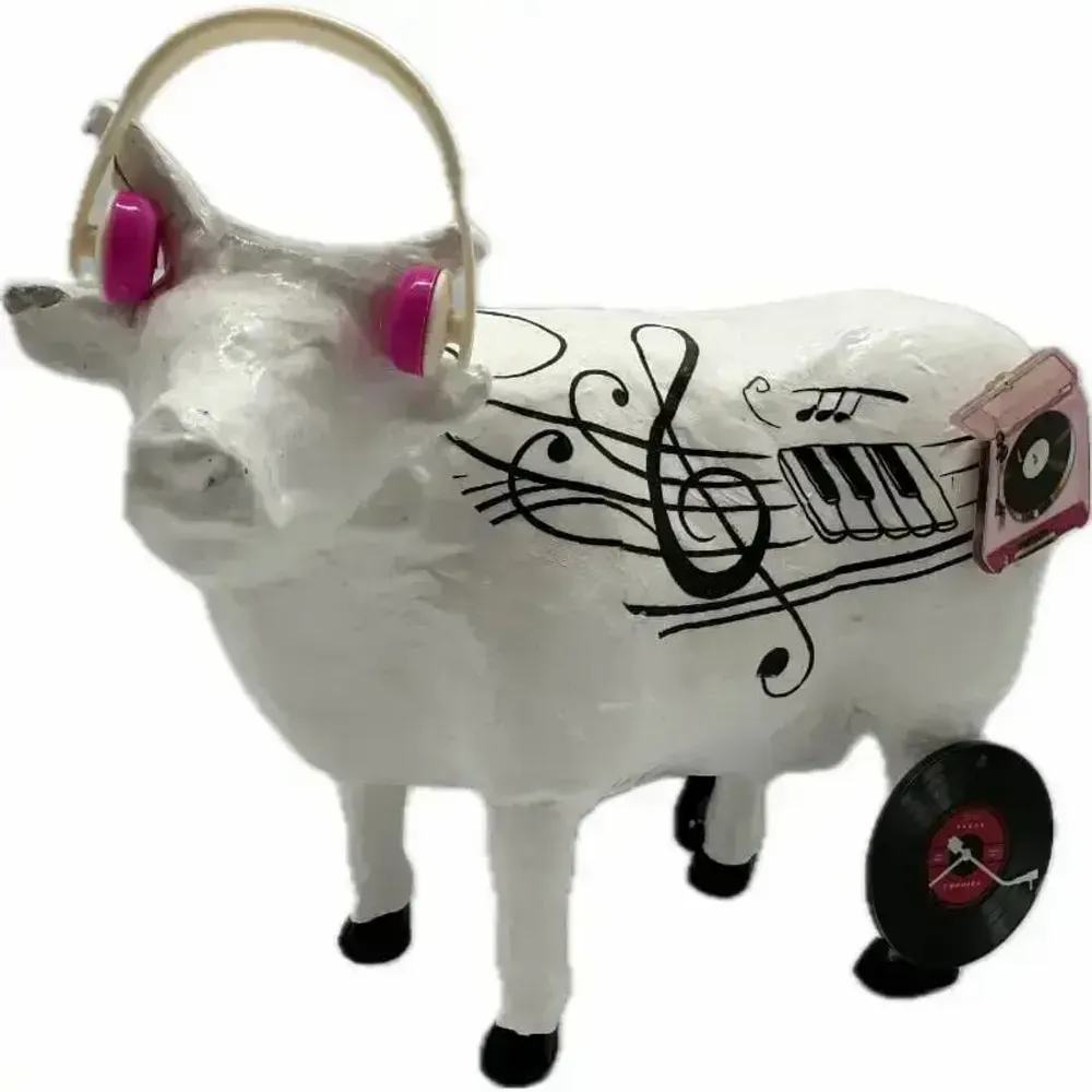 Objets design - Vache décorative la SCOWpitone - VACHES ET COMPAGNIE