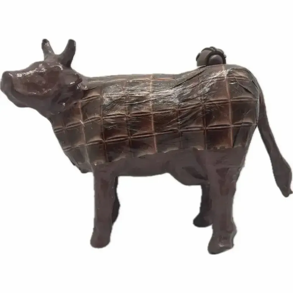 Design objects - Decorative cow the ChoCOWlat - VACHES ET COMPAGNIE