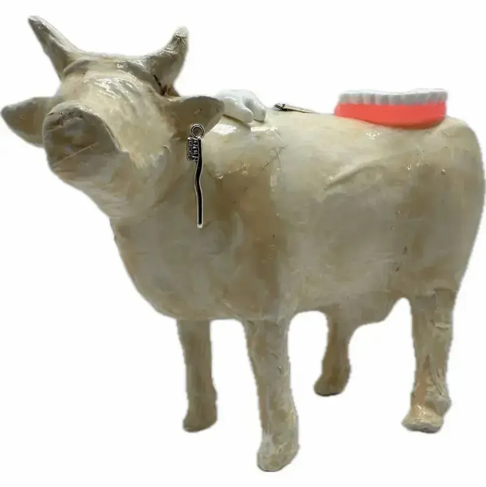 Design objects - Decorative cow the ChiCOWt - VACHES ET COMPAGNIE