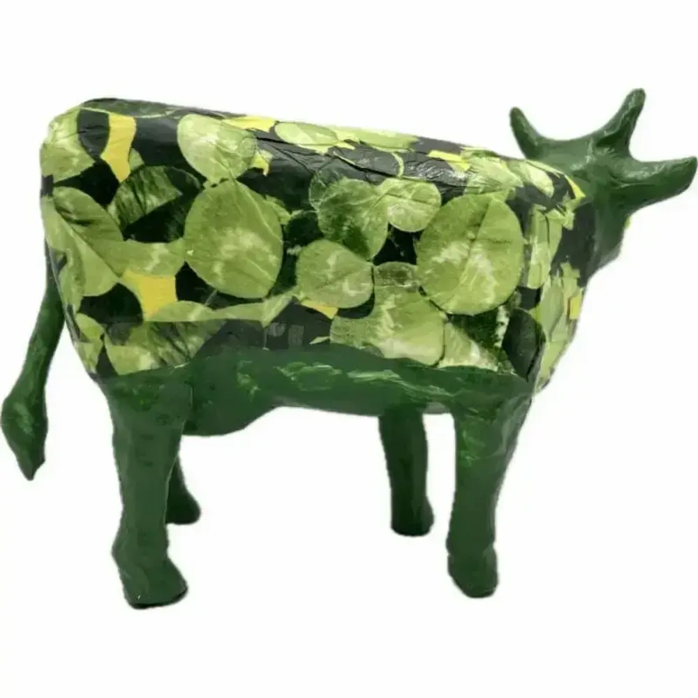 Design objects - Decorative cow the Lucky Charm - VACHES ET COMPAGNIE