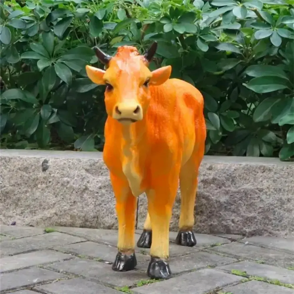 Objets design - Vache décorative blonde en Résine - VACHES ET COMPAGNIE