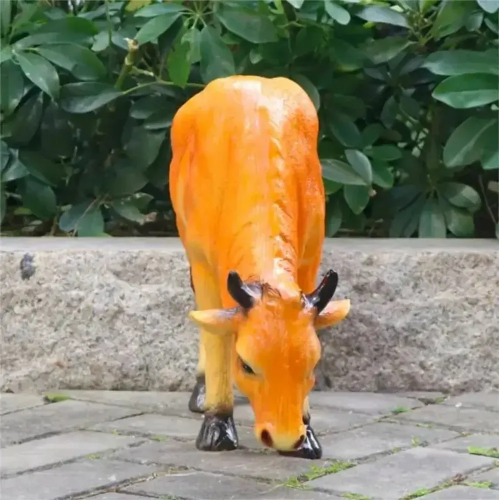 Objets design - Vache décorative blonde en Résine - VACHES ET COMPAGNIE