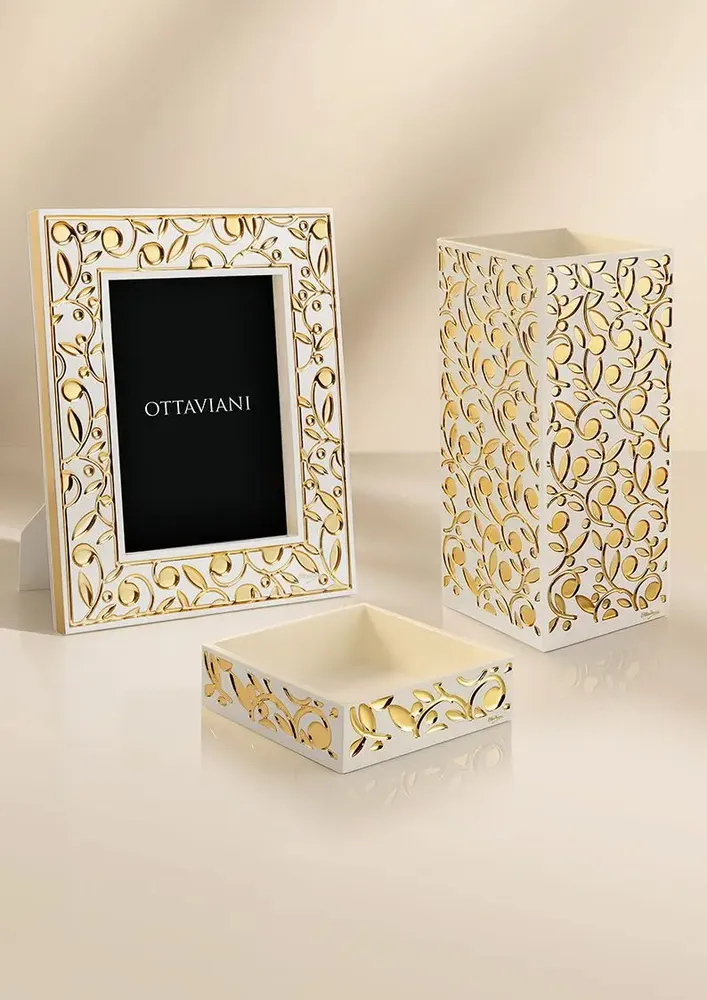 Objets design - Vase en résine dorée - OTTAVIANI