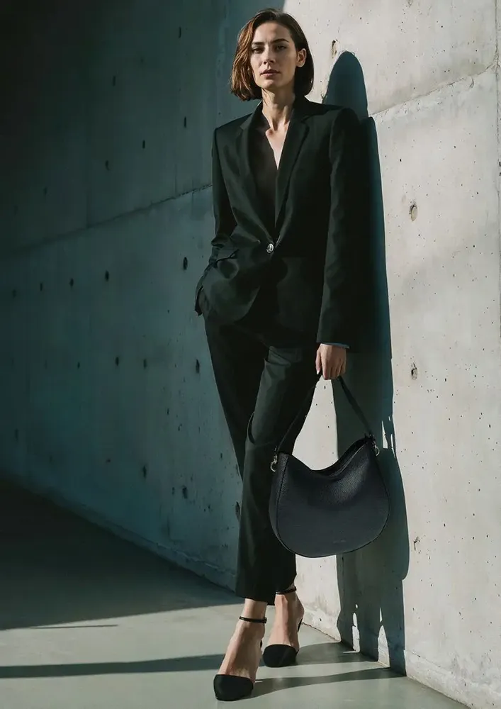 Objets design - Sac bandoulière en cuir véritable noir - OTTAVIANI