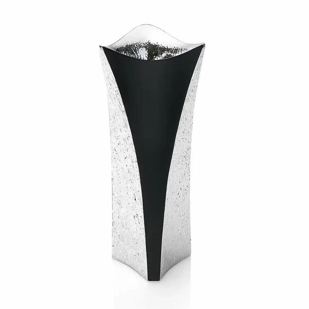 Objets design - Vase orné de l'inscription « Ayum » en argent et noir mat - OTTAVIANI