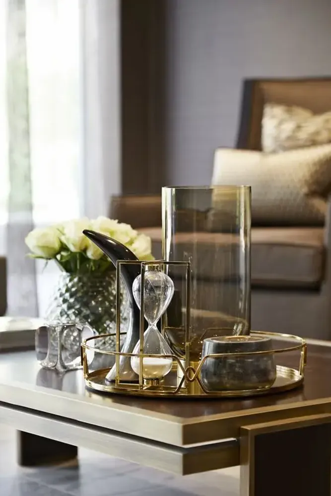 Tables pour hôtels - Table basse rectangulaire James en bois d'ébène et laiton, Portugal - DUISTT