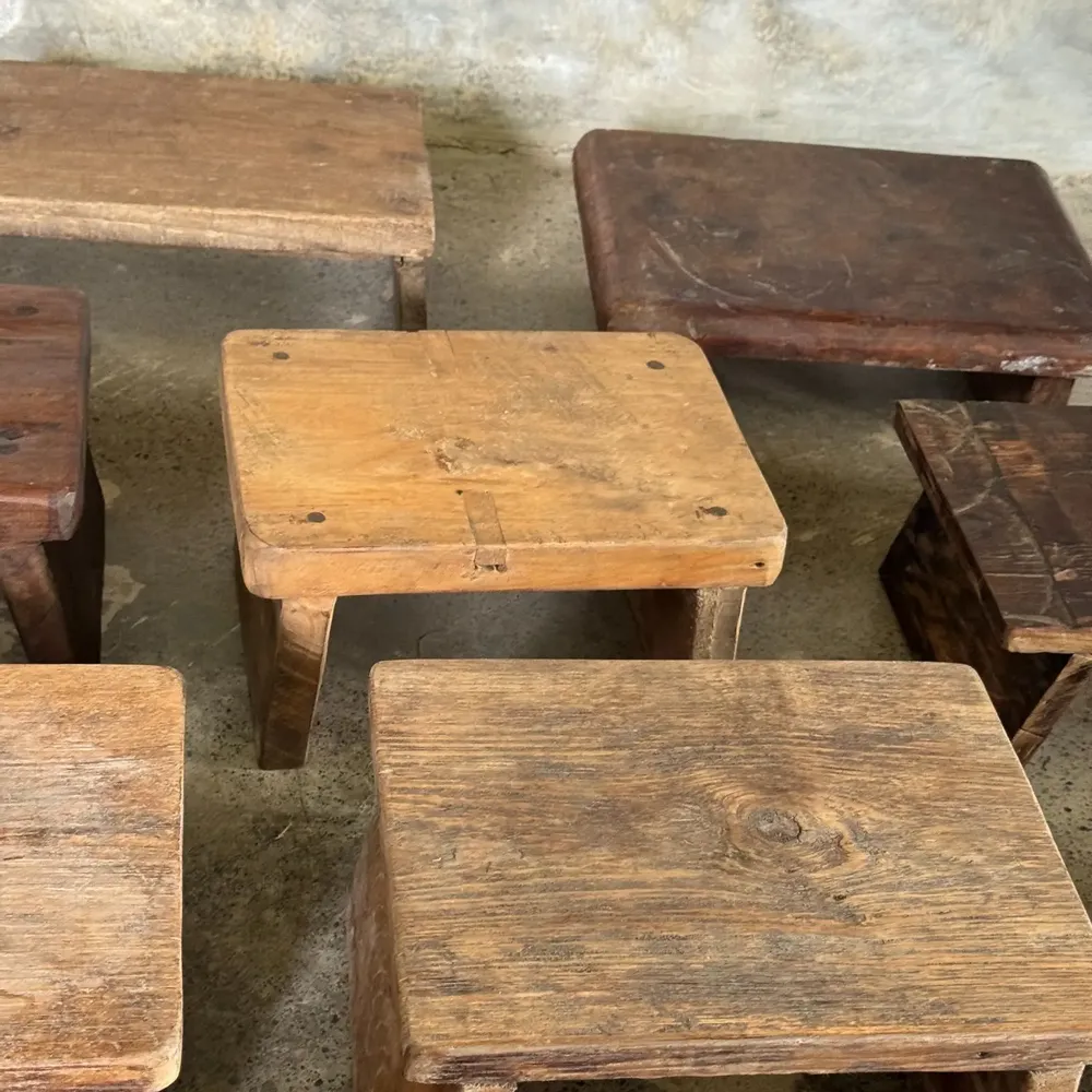 Repose-pieds - Petit tabouret d'appoint en teck upcyclé épais brun (3272) - OFFICE OBJETS